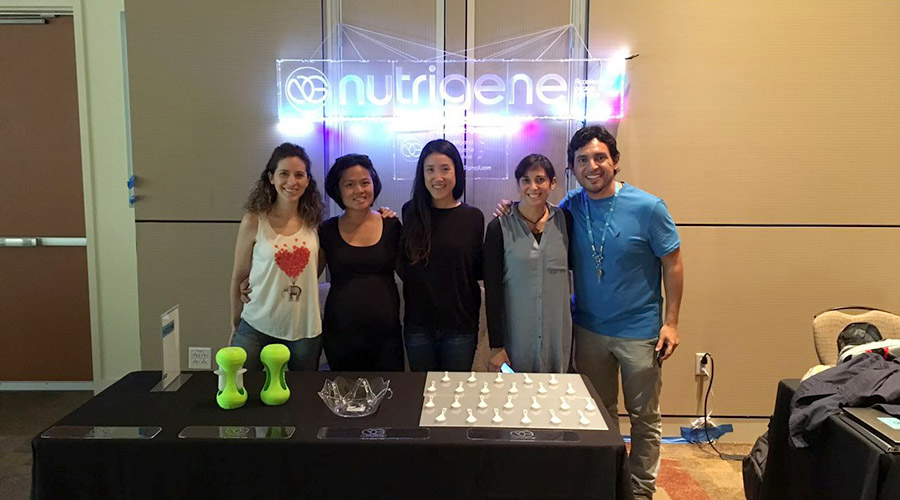FOTO 4 Benito y su equipo presentan su proyecto Nutrigene ante los asistentes